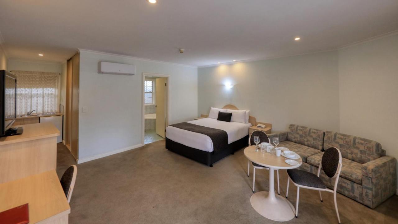 Charles Rasp Motor Inn & Cottages Broken Hill Exteriér fotografie