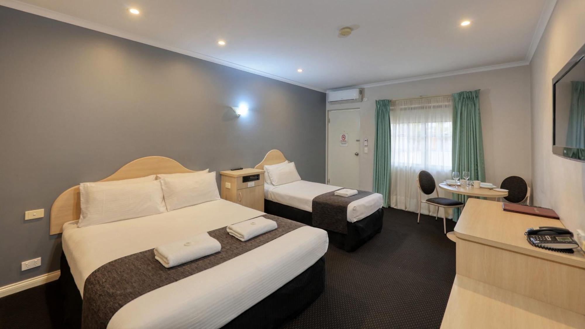 Charles Rasp Motor Inn & Cottages Broken Hill Exteriér fotografie