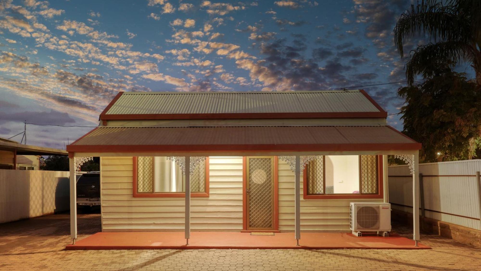 Charles Rasp Motor Inn & Cottages Broken Hill Exteriér fotografie