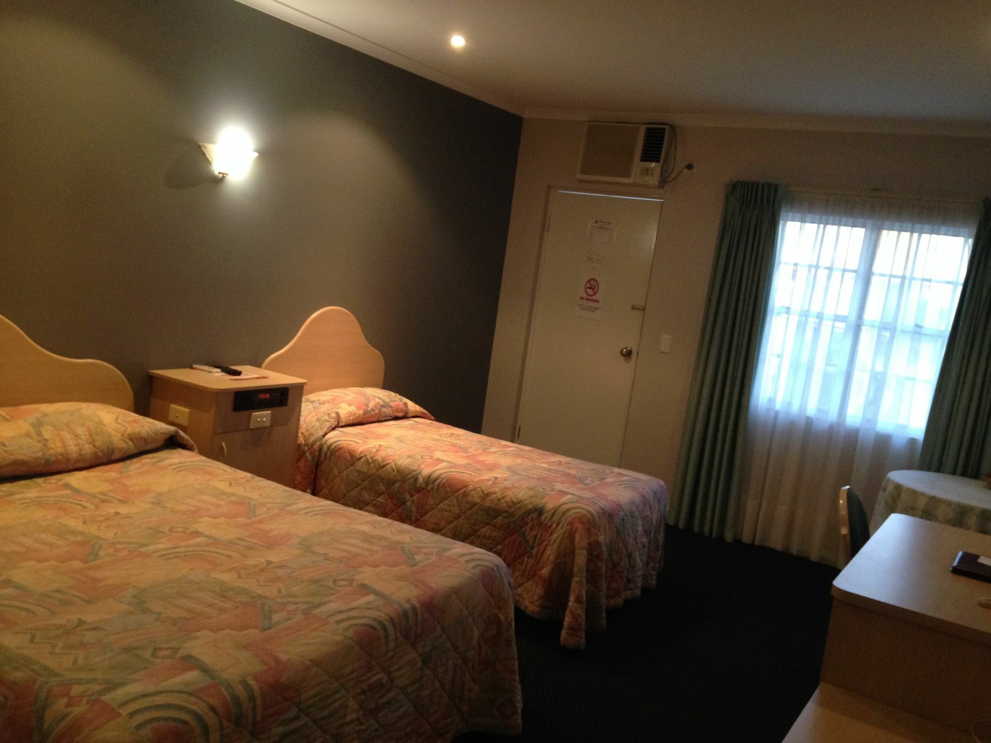Charles Rasp Motor Inn & Cottages Broken Hill Exteriér fotografie
